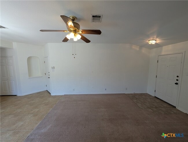 Building Photo - 369 Starling Creek