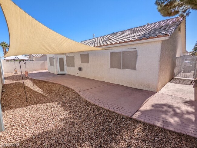Foto del edificio - 3746 St Phillip Ct
