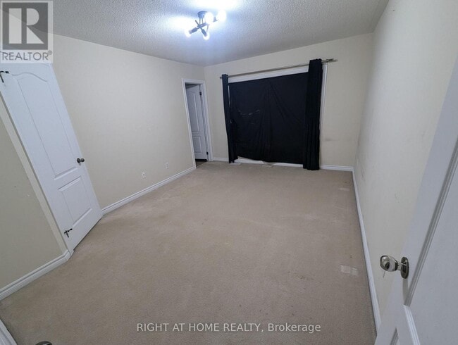Building Photo - 3038 Haines Rd