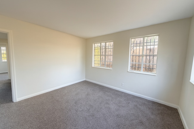 Building Photo - Freshly Updated Home with Bonus Space & Large Fenced Backyard