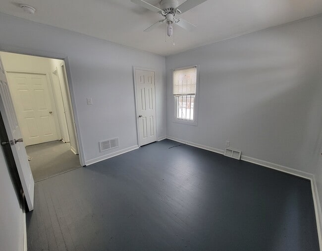 Foto del edificio - 14751 Glenfield Ave