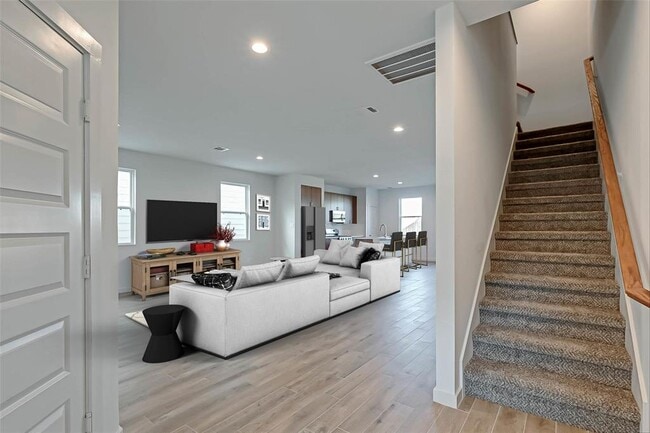 Building Photo - 3523 Contempo Dr