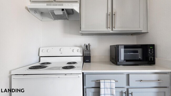 Foto del edificio - 1071 Clayton Ln
