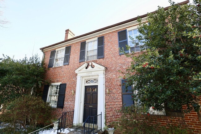 Building Photo - 4007 Park Ave