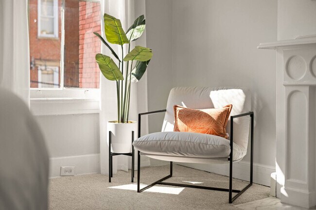 Foto del edificio - 516 E 12th St