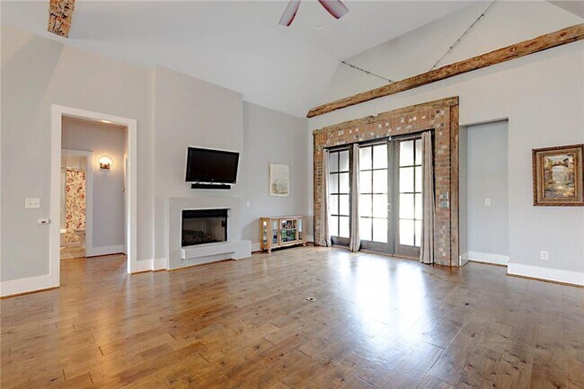 Foto del edificio - 2583 Mimms Ln