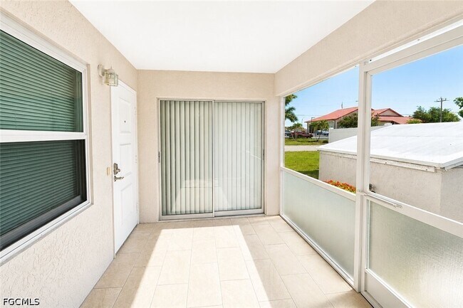 Foto del edificio - 2504 SE 16th Pl
