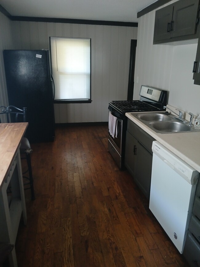 Foto del edificio - 2517 Essex St