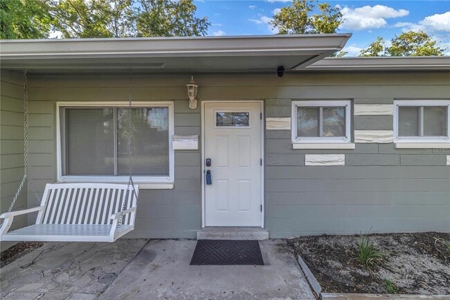 Building Photo - 125 Dolphin Ave SE