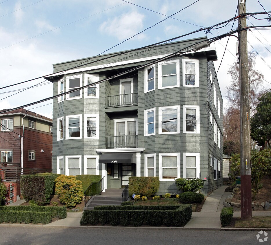 Foto del edificio - 1006 E Prospect St