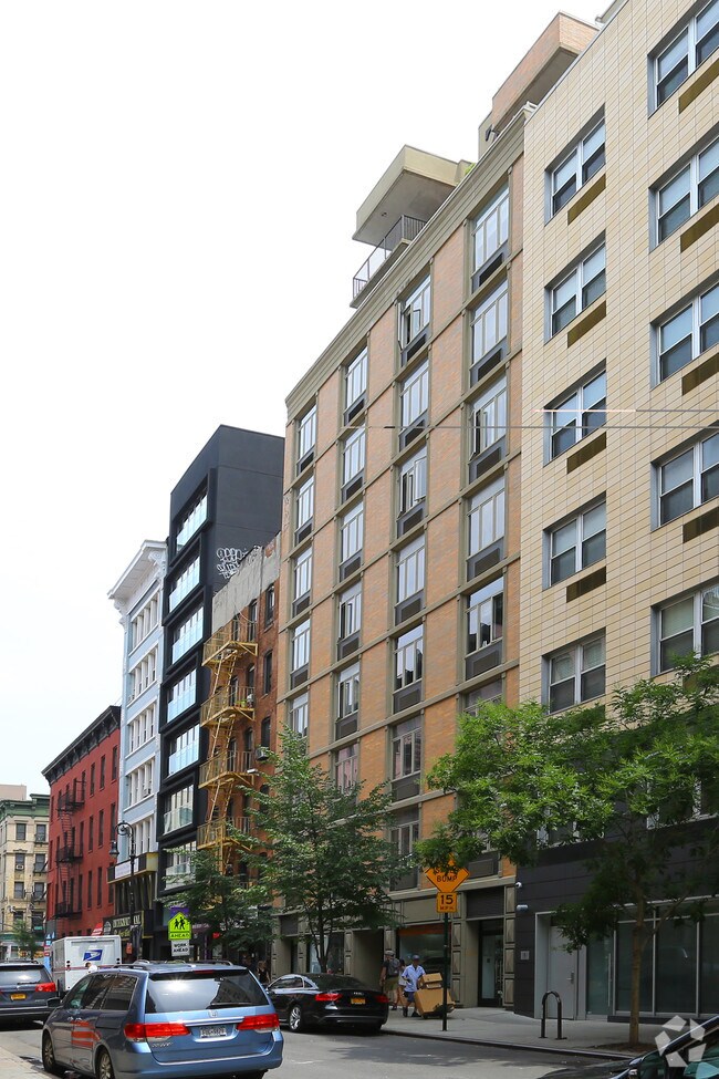 Building Photo - The Z Building