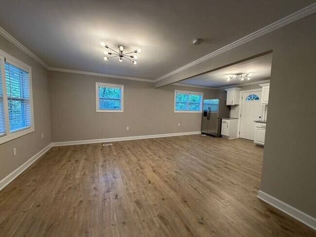 Foto del edificio - 3 Bedroom 2 Bath