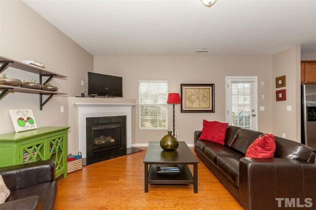 Building Photo - Rooms for rent in a shared home