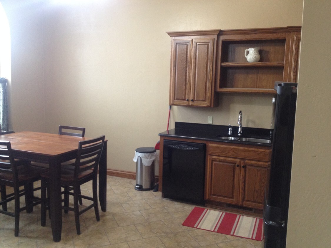 104 W 7th St Unit 1, Newkirk, OK 74647 104 W 7th St Newkirk, OK Apartments for Rent in