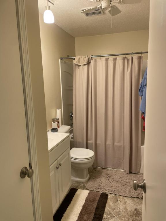 Foto del edificio - 1655 Pheasant Run