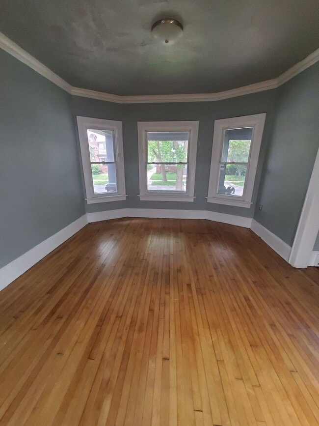 Building Photo - 2212-2214 N 48th St. (Duplex)