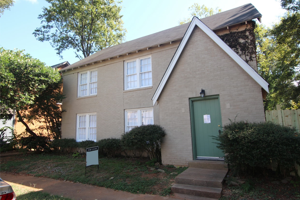 Primary Photo - 134 Rowland Pl