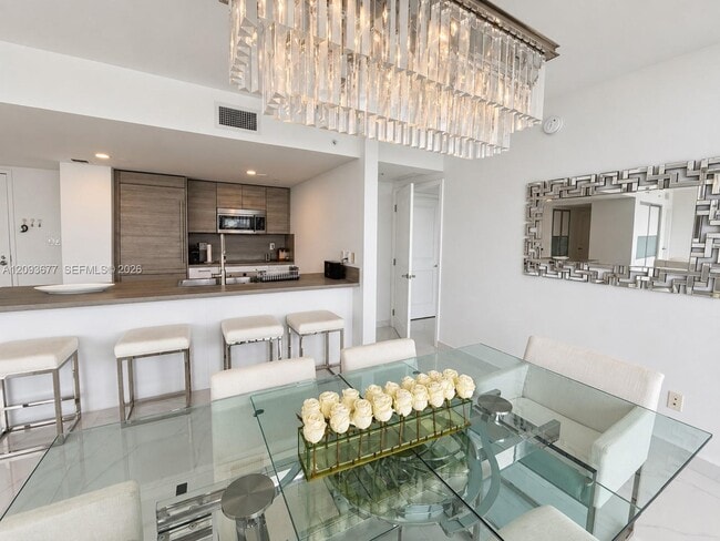 Building Photo - 400 Sunny Isles Blvd
