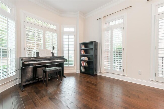 Foto del edificio - 1153 Dunwoody Village Dr