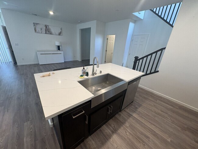 Foto del edificio - 8213 Ocho Wy