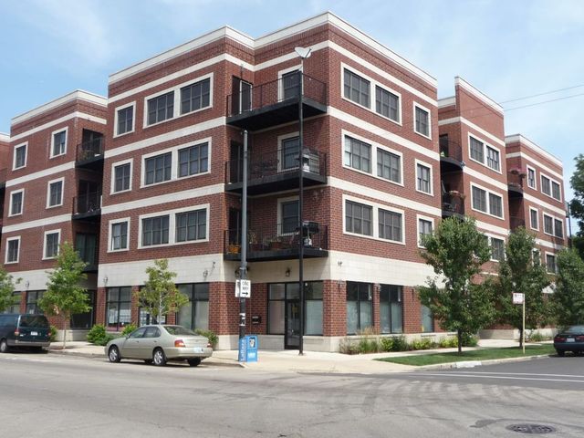 Foto principal - 3705 N Kedzie Ave