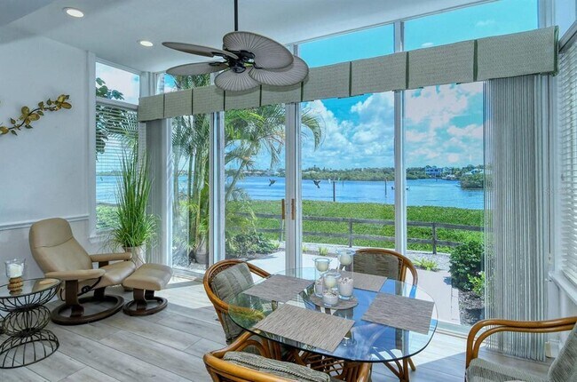 Foto del edificio - 6047 E Peppertree Way