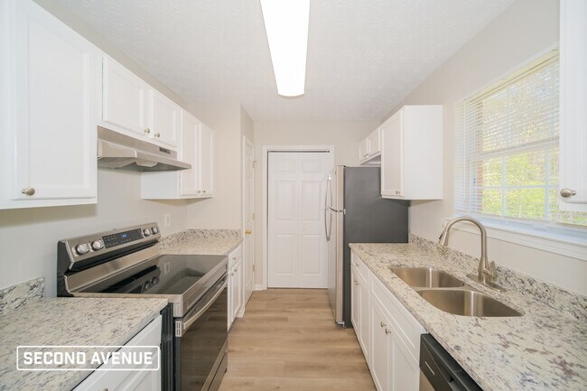 Foto del edificio - 135 Cactus Ln