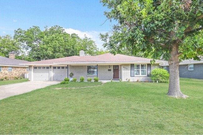 Building Photo - 6244 Trail Lake Dr