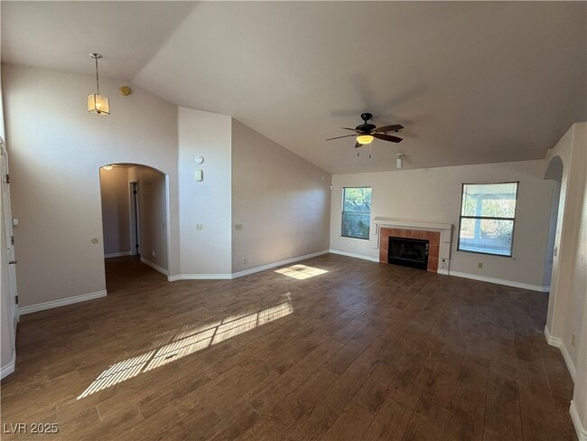 Foto del edificio - 4342 Valley Sage Dr