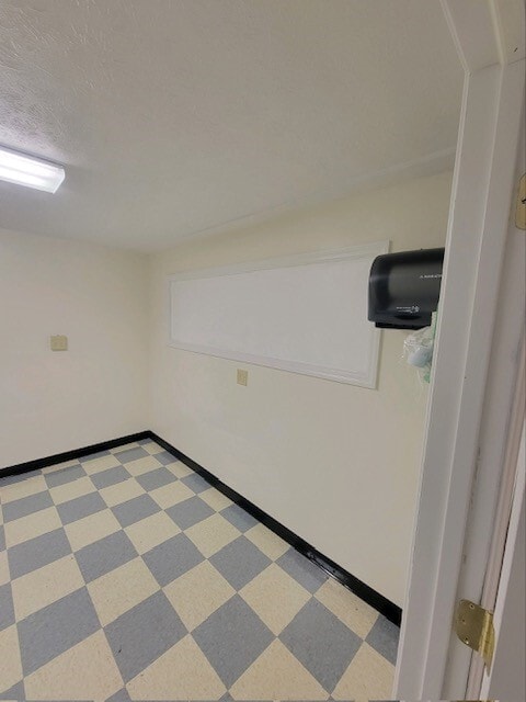 Building Photo - 8980 N Dixie Dr