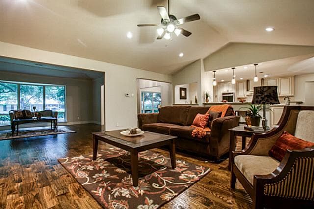 Photo - 6951 Stefani Dr House