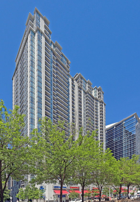 Building Photo - 4968-4978 Yonge St
