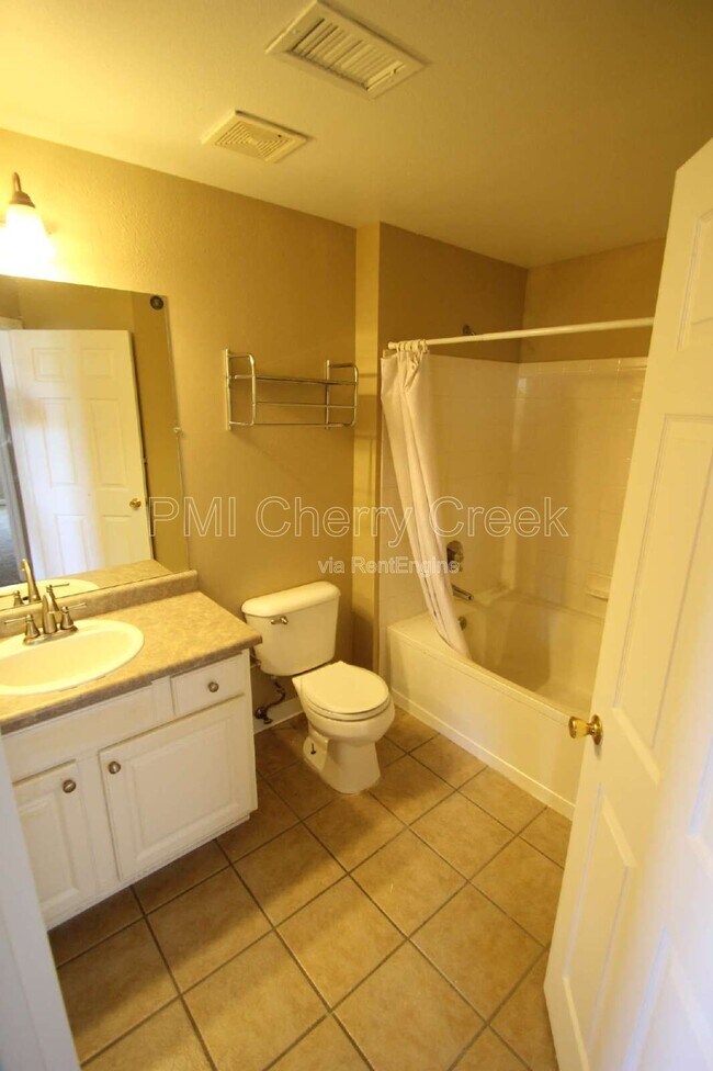 Building Photo - 12931 Ironstone Way