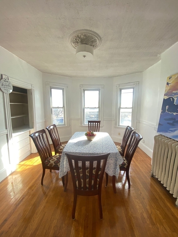 Foto del edificio - 58 Aspinwall Ave