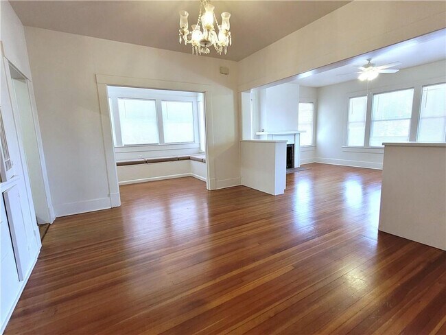 Foto del edificio - 1117 Enfield Rd
