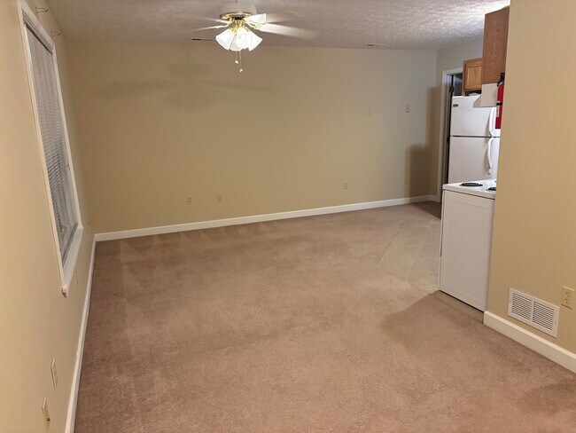 Foto del edificio - 82 S Pembroke Ave