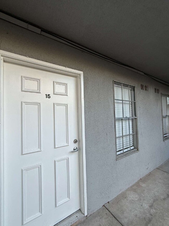 Foto del edificio - Downtown studio! Laundry on-site! Move-in special!