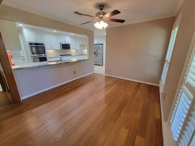 Building Photo - College Station - 4 Bedroom - 2 Bath with ...