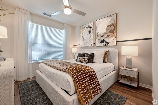 Building Photo - Isla Palmetto