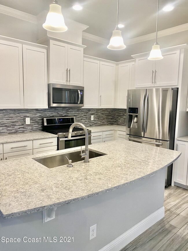 Building Photo - 2715 Vuldarno Ln