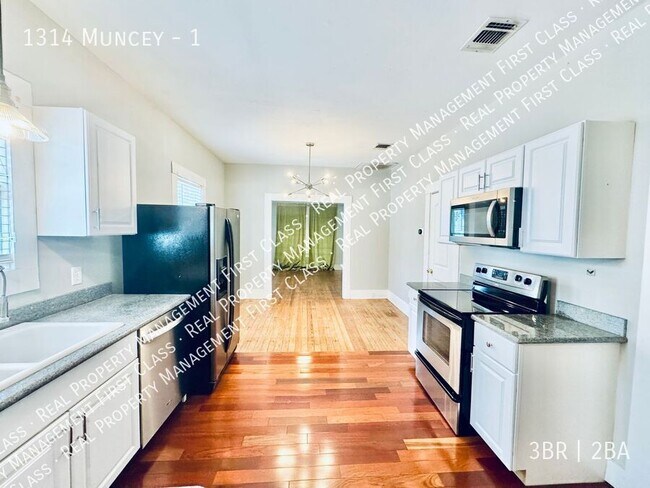 Foto del edificio - 1314 Muncey-1