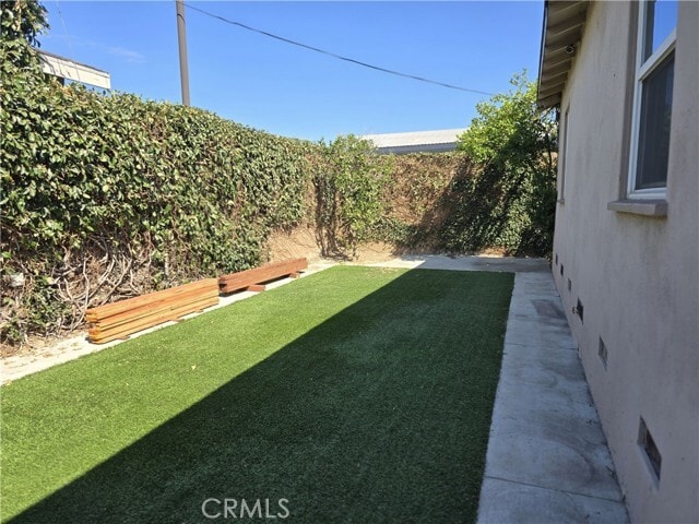 Foto del edificio - 546 N Batavia St