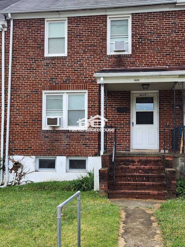 Building Photo - 4635 Wilkens Ave