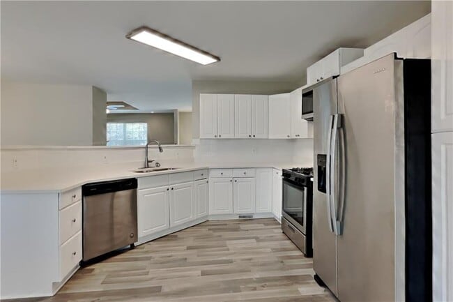 Building Photo - 3925 Maple Wood Trail