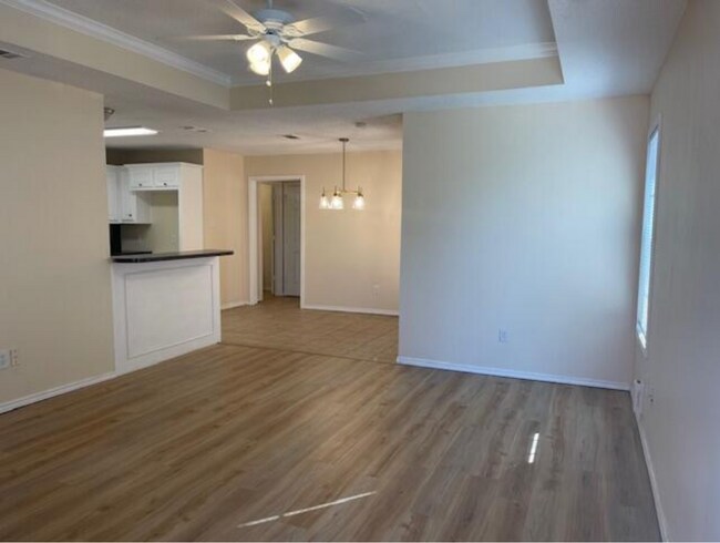 Building Photo - 2403 87th St