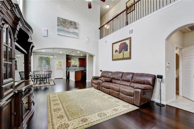 Foto del edificio - 9302 Privet Dr