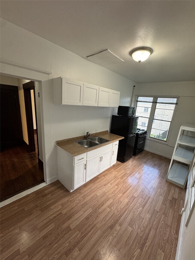 Foto del edificio - 1612 Heights Blvd