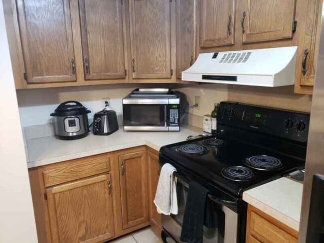 Foto del edificio - 3209 Stephens Farm Ln