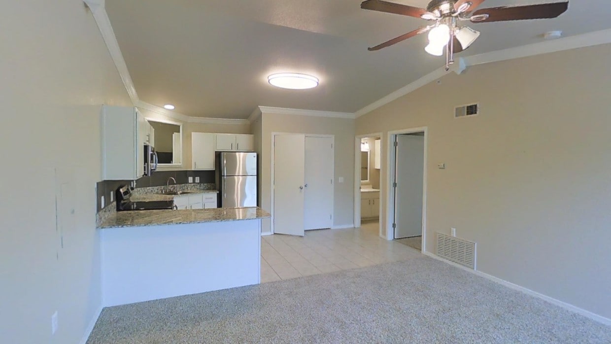 Photo - Timberlinks At Denton Apartments