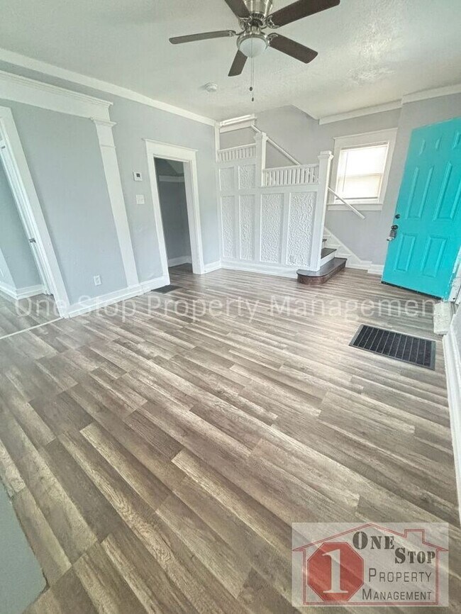 Foto del edificio - Beautiful 6 Bedrooms and 1